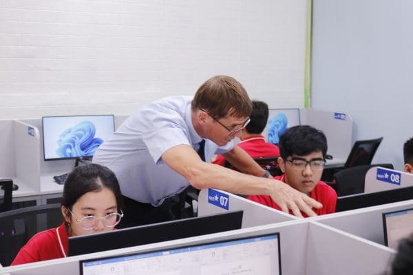 Luyện thi IELTS Vũng Tàu – Cam kết band cao tại Star Edu 2 MG 7050